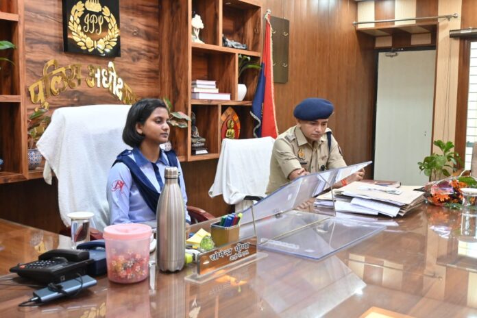 Maharajganj news Maharajganj news