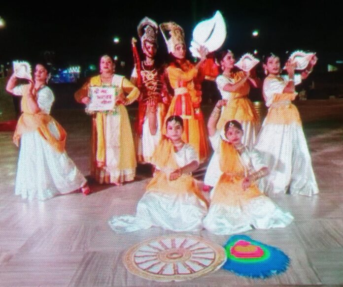 JK Temple KANPUR:A grand performance on Srimad Bhagavad Gita preaching by Rhythm Group