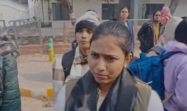 UPSSSC: लखनऊ में UPSSSC अभ्यर्थी पहुंचे मुख्यमंत्री दरबार