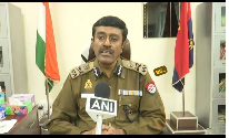 DGP: UP gets permanent DGP: 1994 batch IPS LV Antony Devkumar will take charge, Governor gives approval DGP: UP gets permanent DGP: 1994 batch IPS LV Antony Devkumar will take charge, Governor gives approval