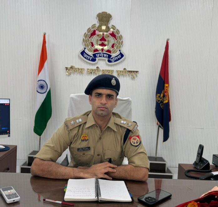 hamirpur-news-hamirpur-news-sp-mrigank-shekhar-pathak-takes-charge
