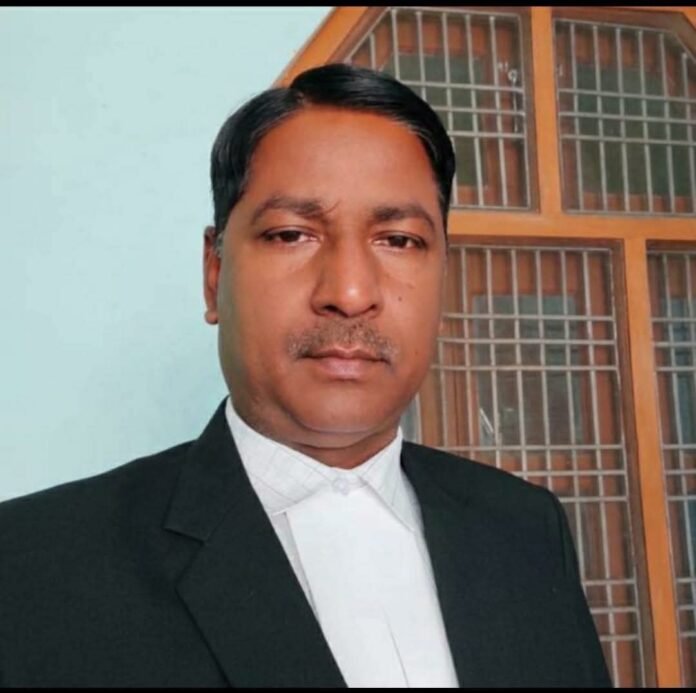Chanda Chori: Complaint filed against three MPs in Ayodhya; action demanded against Rahul Gandhi, Pappu Yadav, and Awadhesh Prasad. Chanda Chori: Complaint filed against three MPs in Ayodhya; action demanded against Rahul Gandhi, Pappu Yadav, and Awadhesh Prasad.