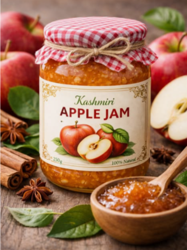 Apple Jam Recipe: Make market-style sweet jam at home using just 2 apples; enjoy it spread on bread or toast.